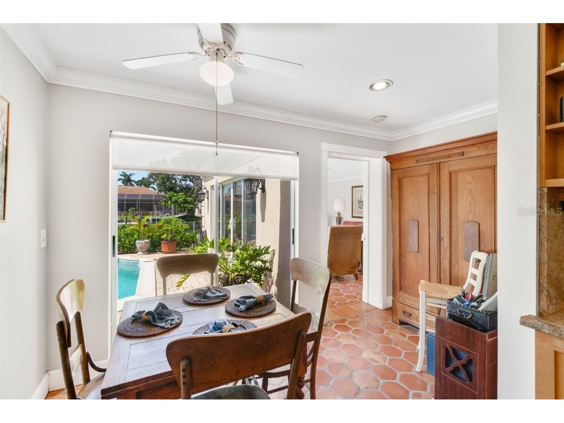 396 Bob White Drive Sarasota FL 34236 A4662351 image17