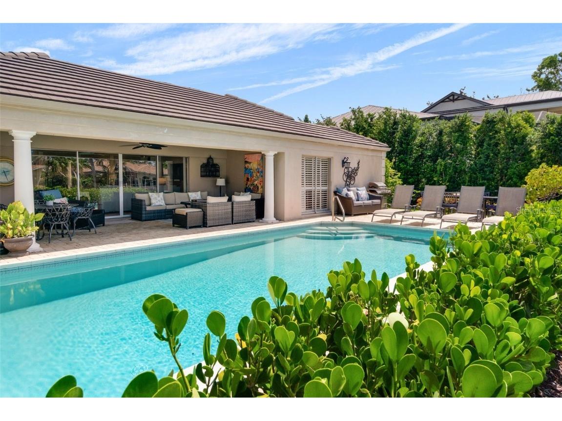 396 Bob White Drive Sarasota FL 34236 A4662351 image3