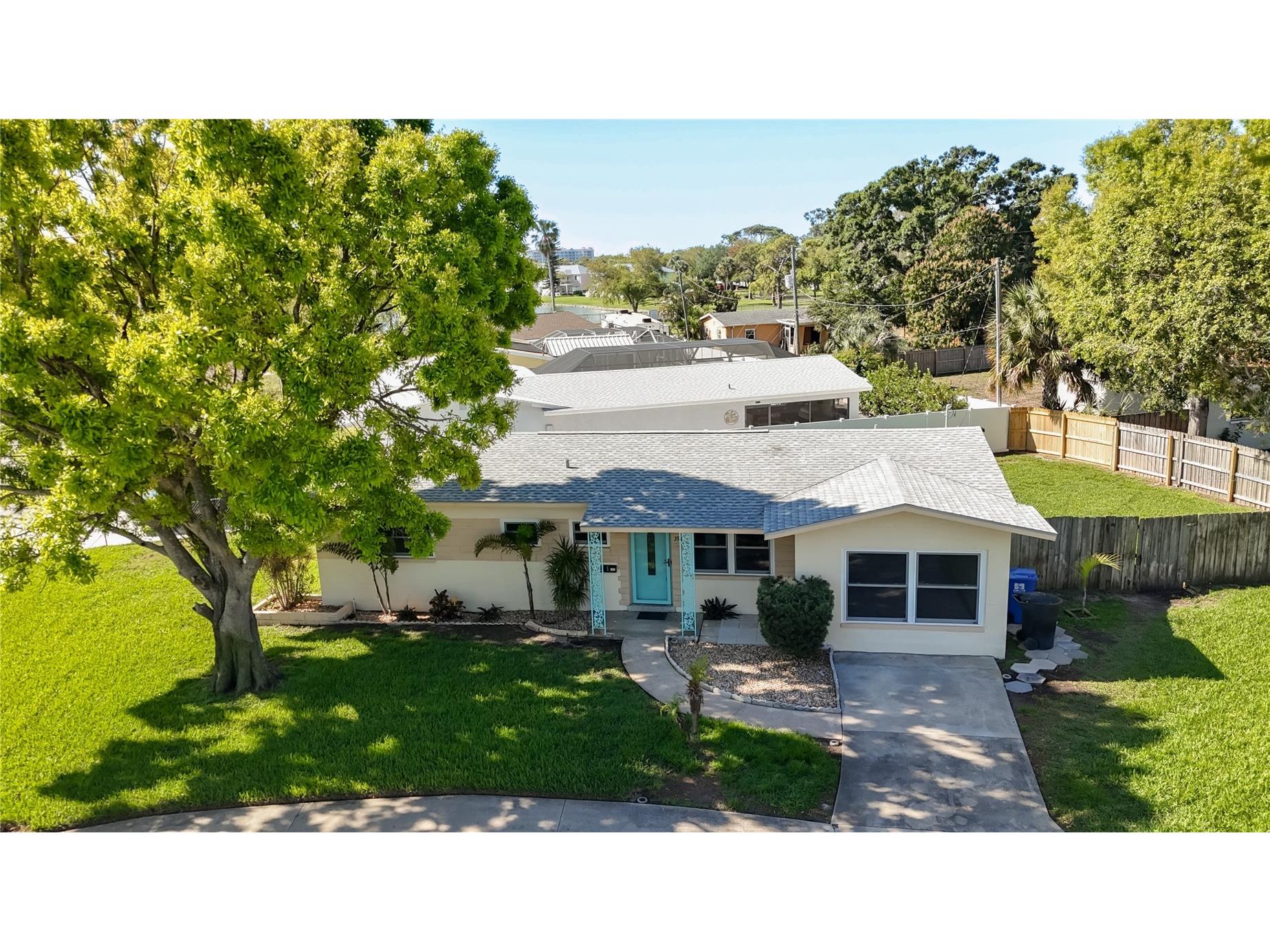 396 Lewis Boulevard SE Saint Petersburg FL 33712 TB8489515 image2