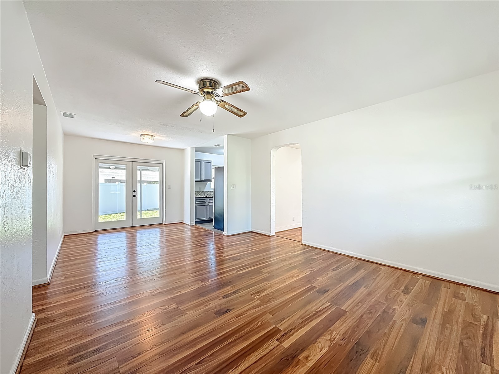 396 Lewis Boulevard SE Saint Petersburg FL 33712 TB8489515 image9