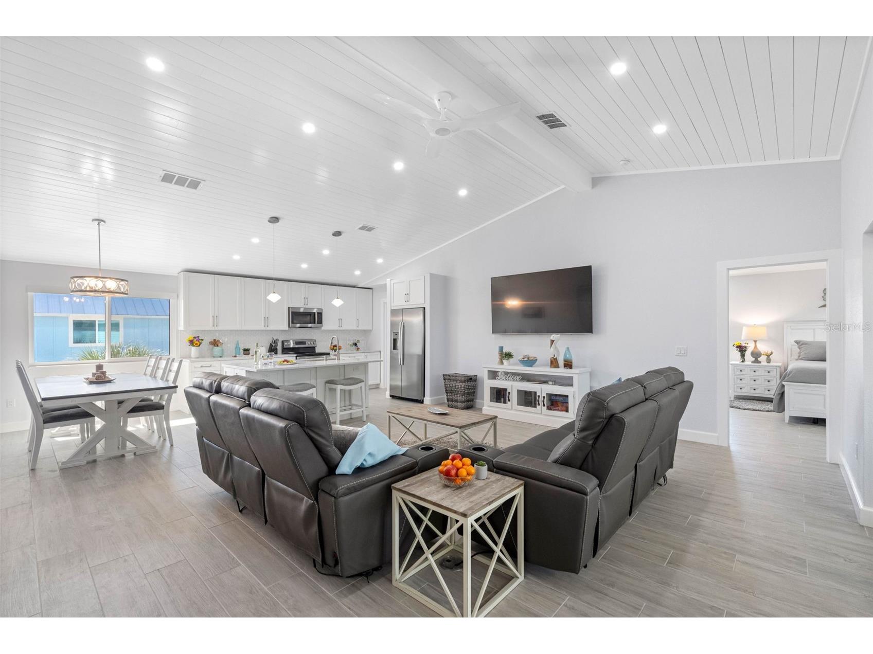 396 N Gulf Boulevard Placida FL 33946 - INTRACOASTAL WATER WAY TB8447399 image3