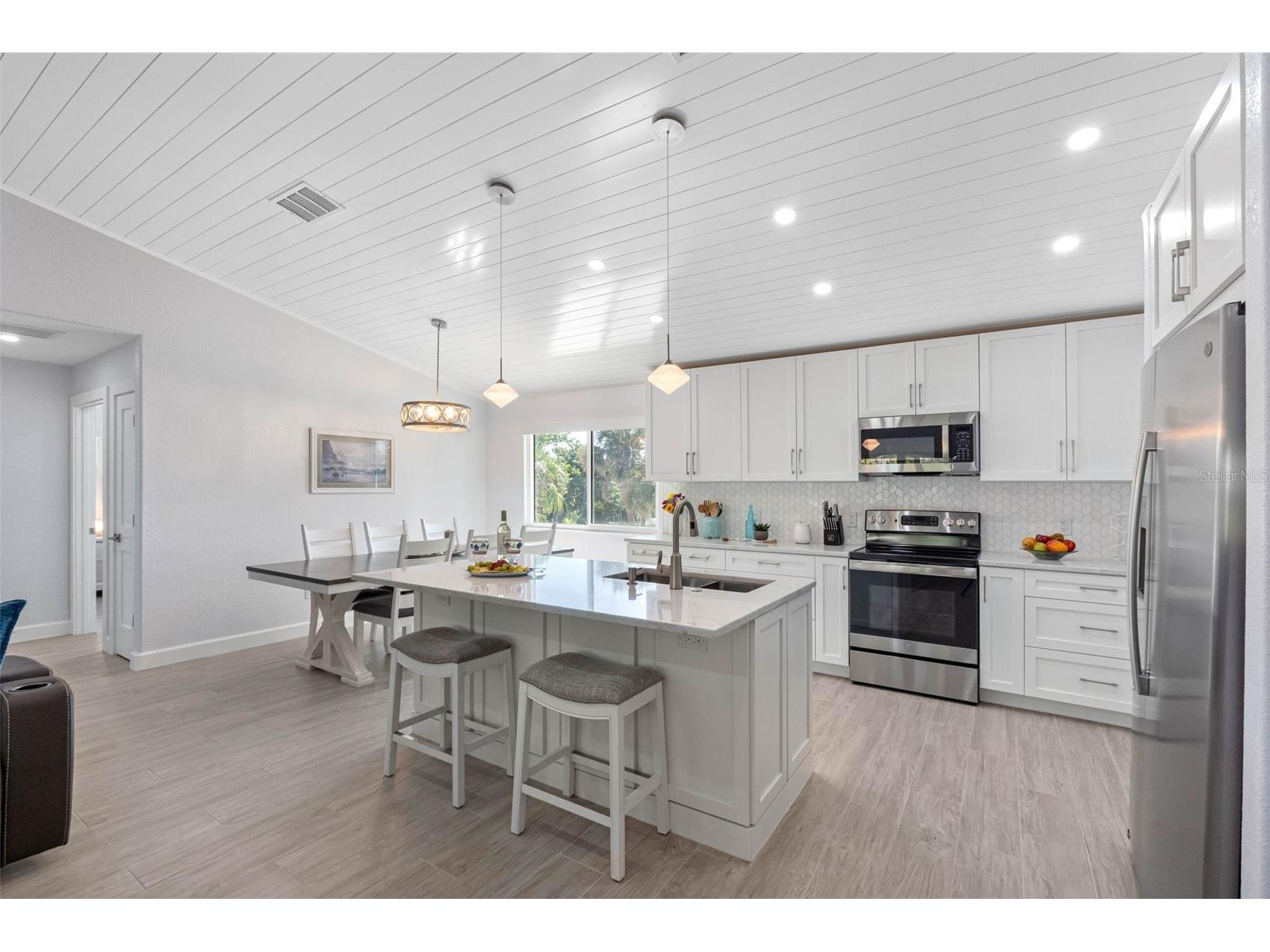 396 N Gulf Boulevard Placida FL 33946 - INTRACOASTAL WATER WAY TB8447399 image4