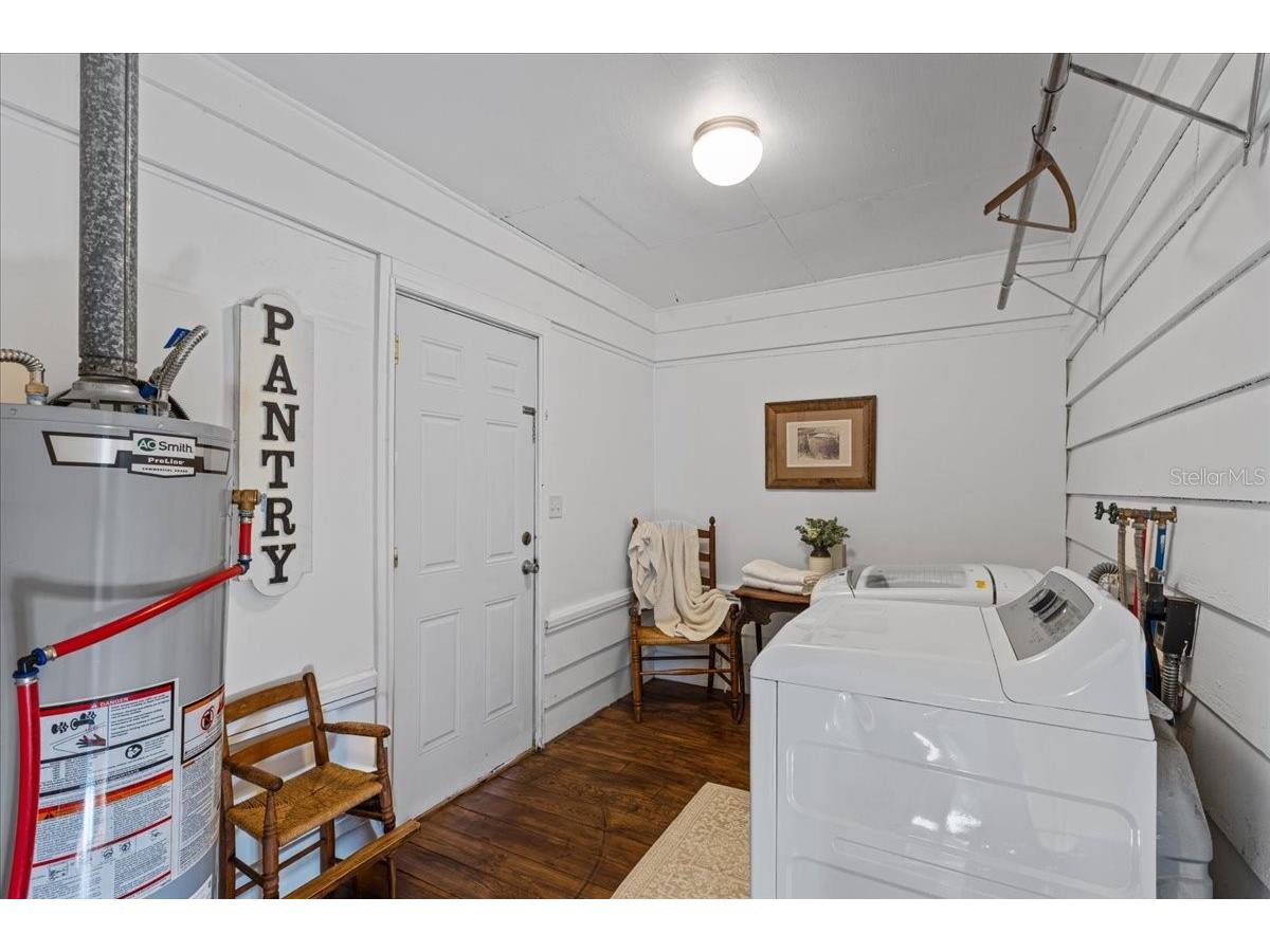 396 NW Hillsboro Street Lake City FL 32055 GC537846 image10