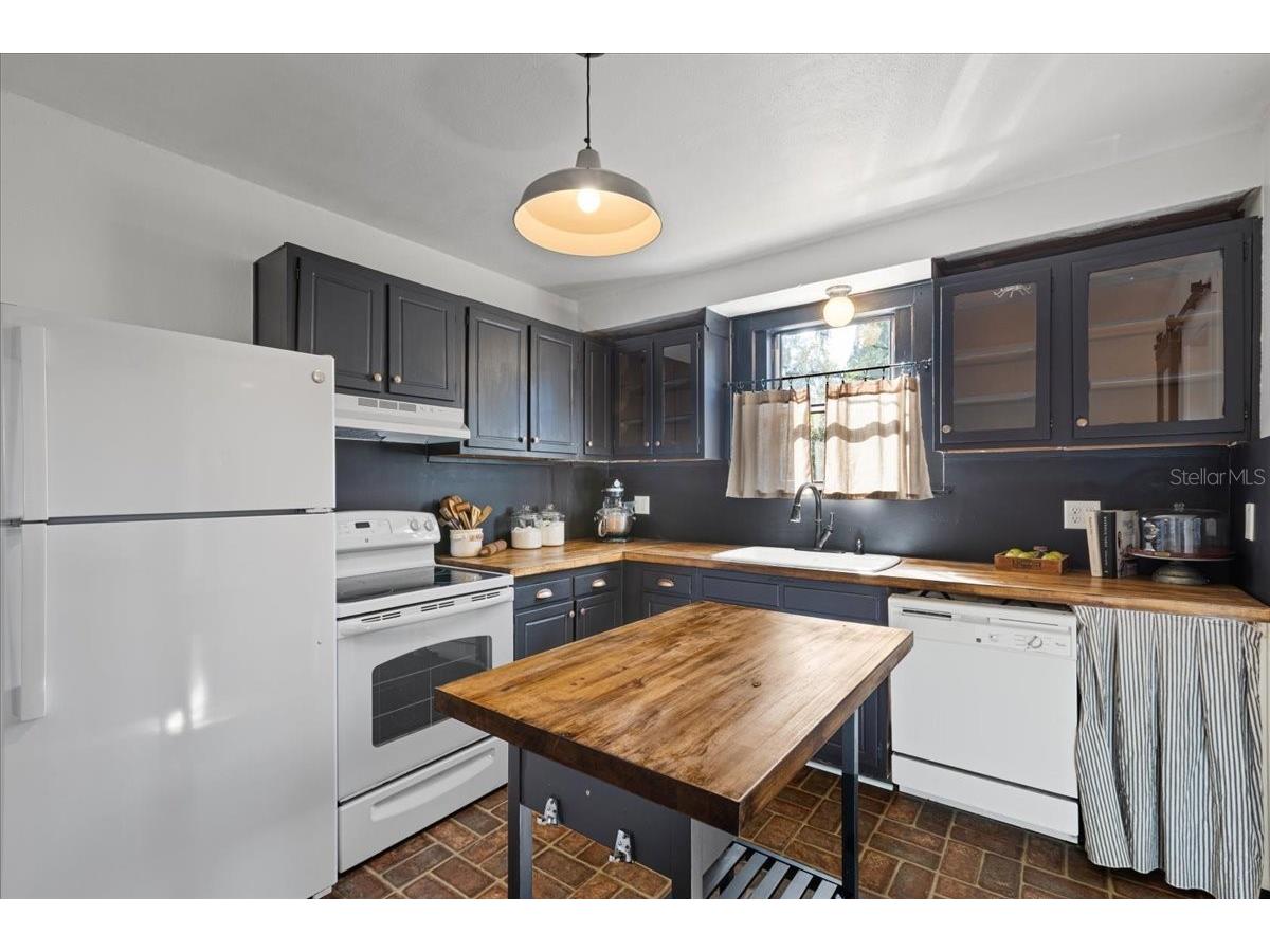 396 NW Hillsboro Street Lake City FL 32055 GC537846 image8