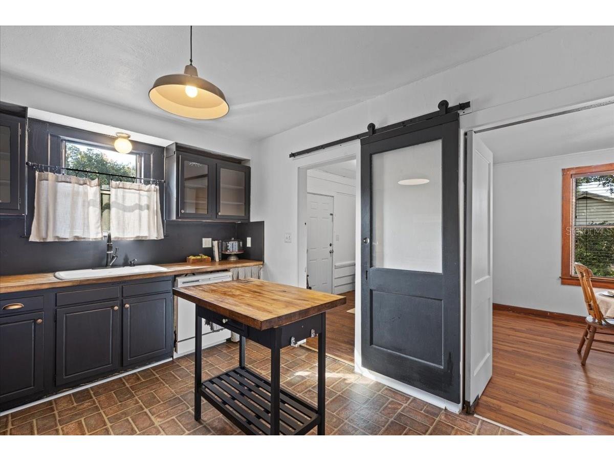 396 NW Hillsboro Street Lake City FL 32055 GC537846 image9