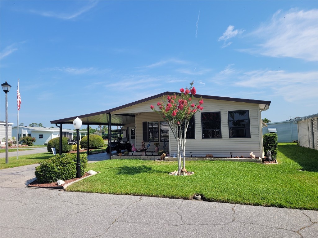 396 York Cottage Drive Haines City FL 33844 - LAKE HENRY P4930714 image1