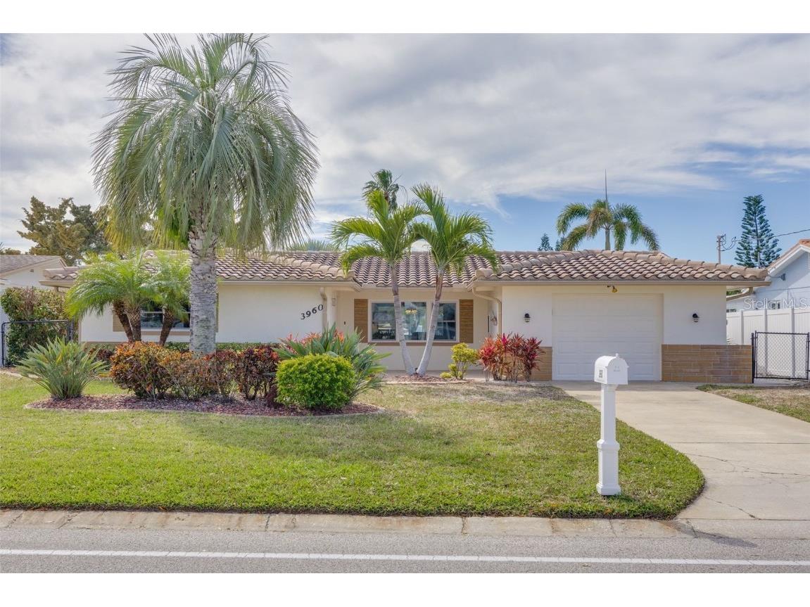 3960 Floramar Terrace New Port Richey FL 34652 W7866839 image1