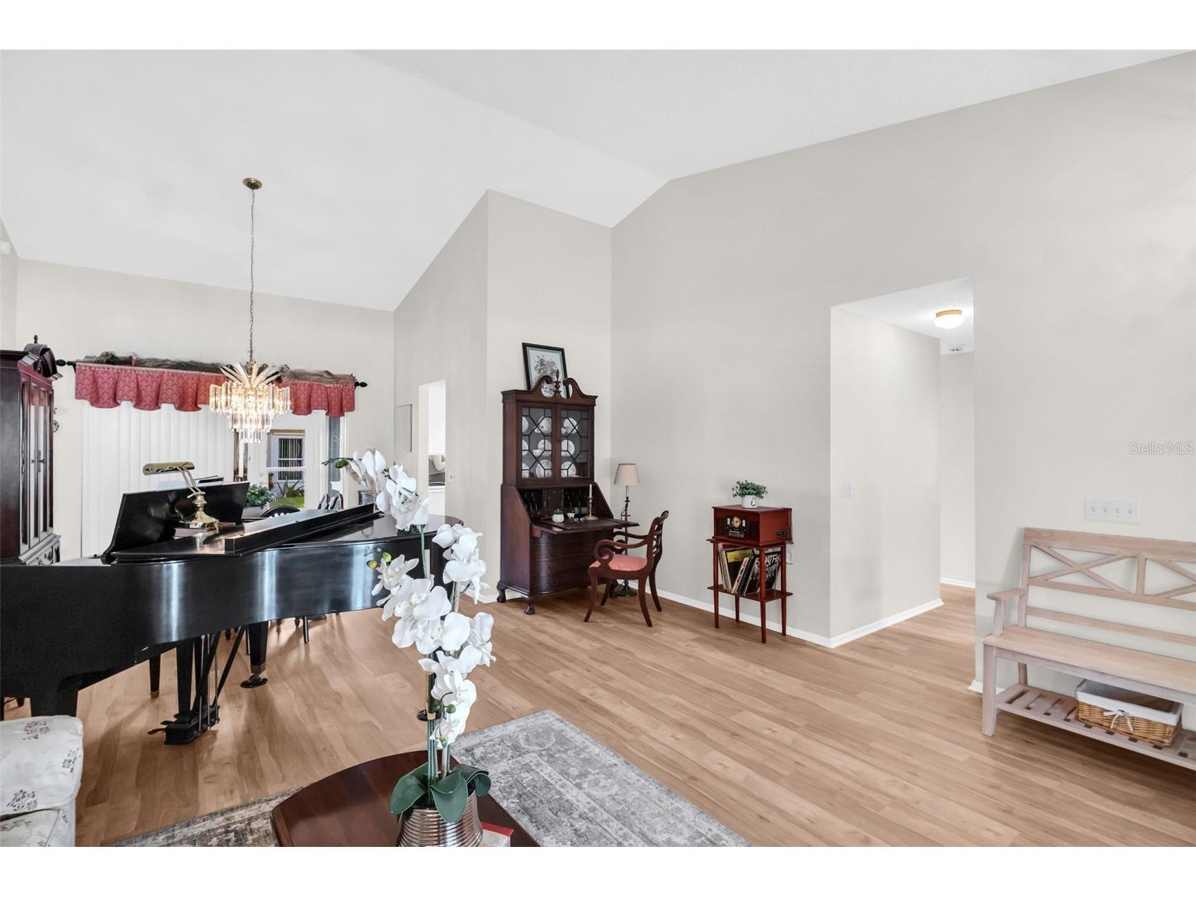 3960 Tarpon Pointe Circle Palm Harbor FL 34684 - LAKE TARPON TB8523574 image6