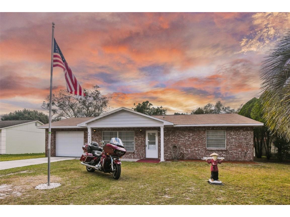 39619 Meadowood Loop Zephyrhills FL 33542 T3403703 image1