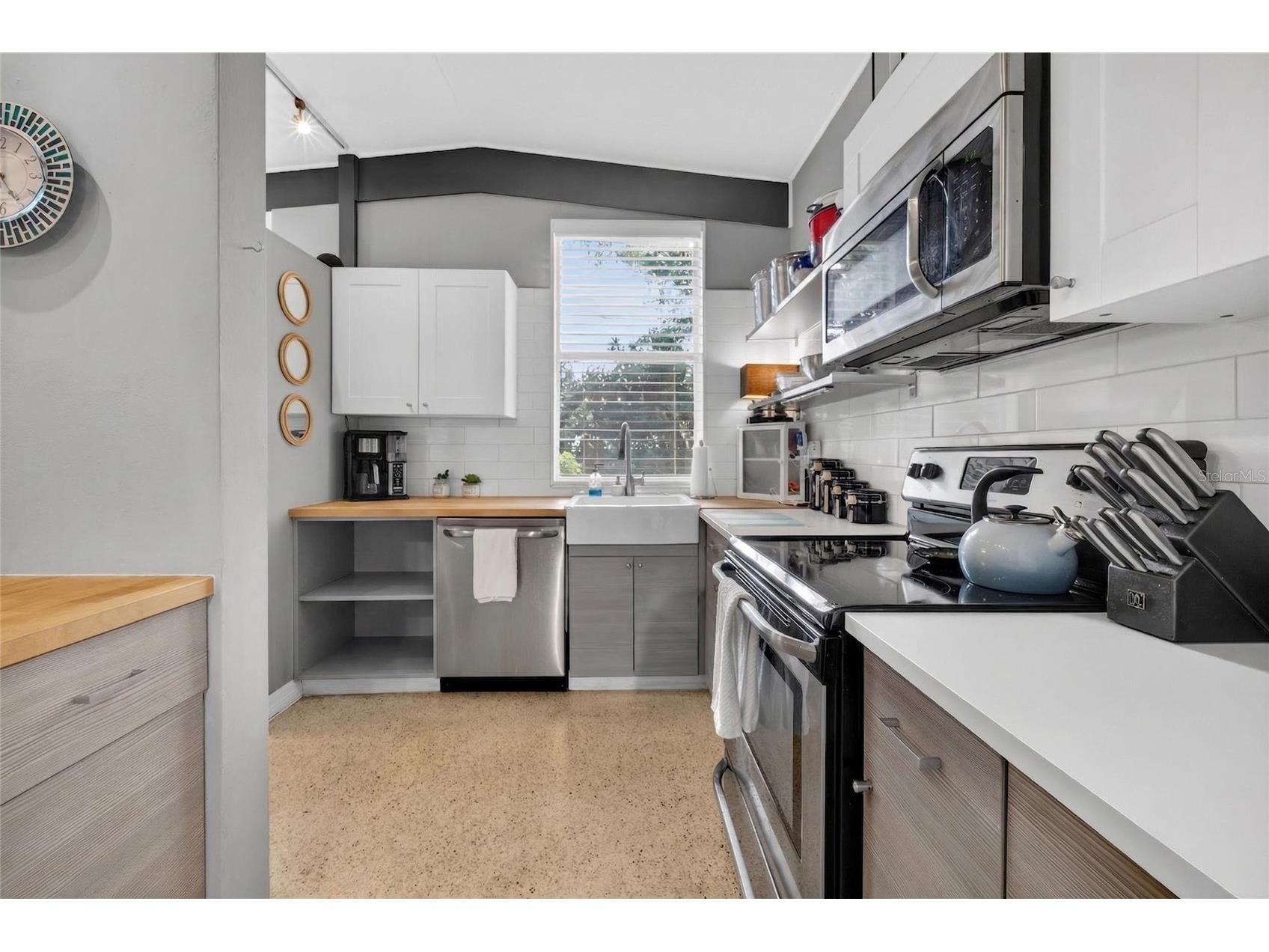 3962 60th Street N Saint Petersburg FL 33709 TB8496996 image35