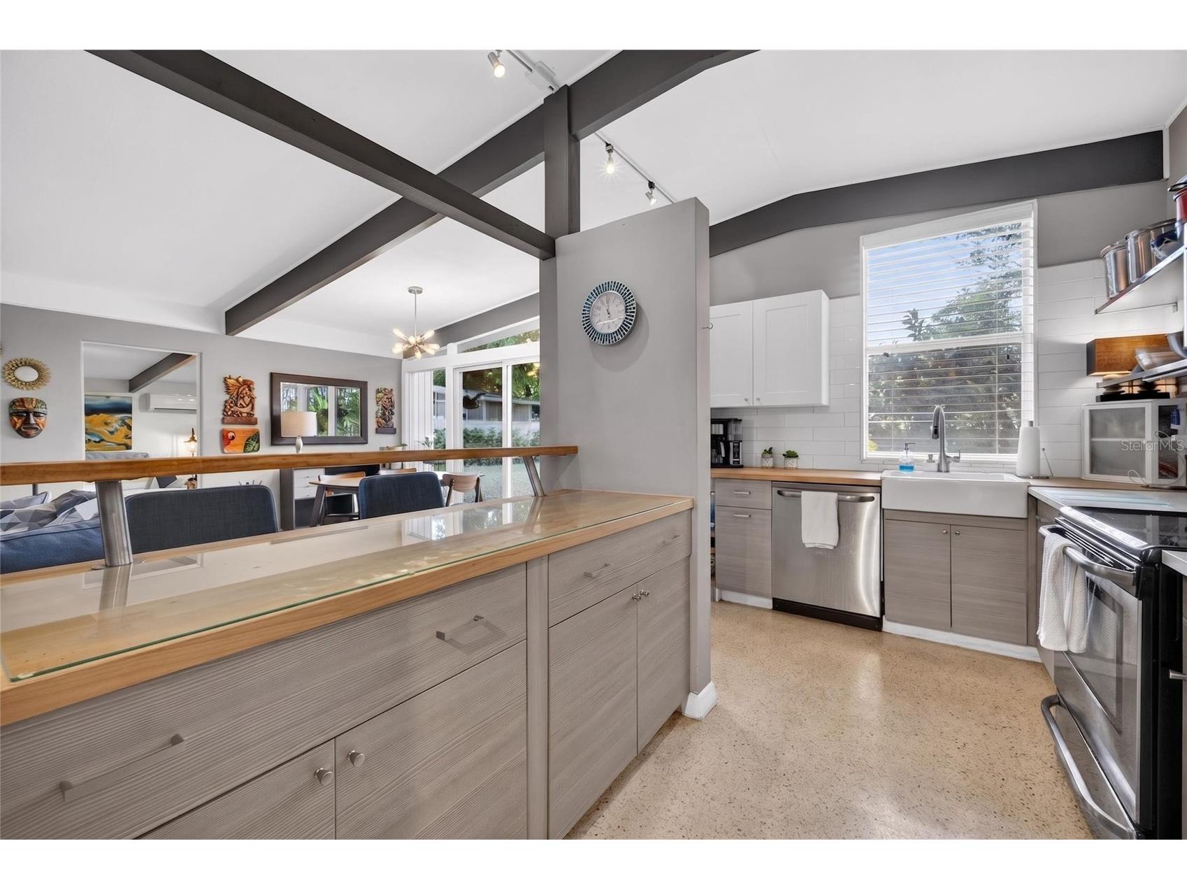 3962 60th Street N Saint Petersburg FL 33709 TB8496996 image36