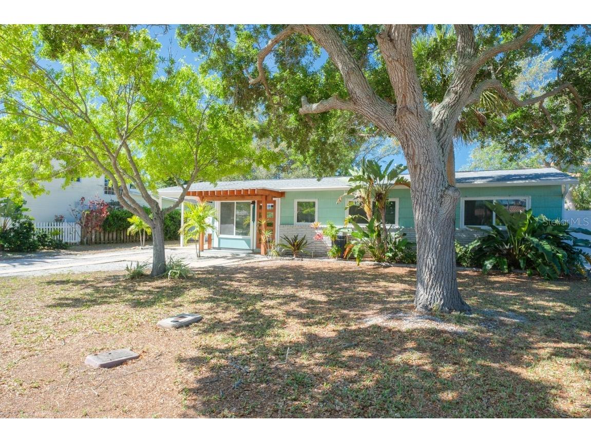 3962 Poinsettia Drive Saint Pete Beach FL 33706 U8227929 image1
