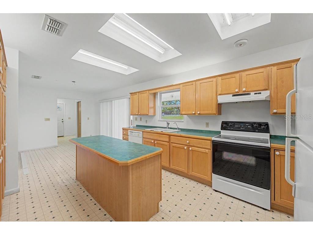 39628 Otis Allen Road Zephyrhills FL 33540 TB8525881 image16