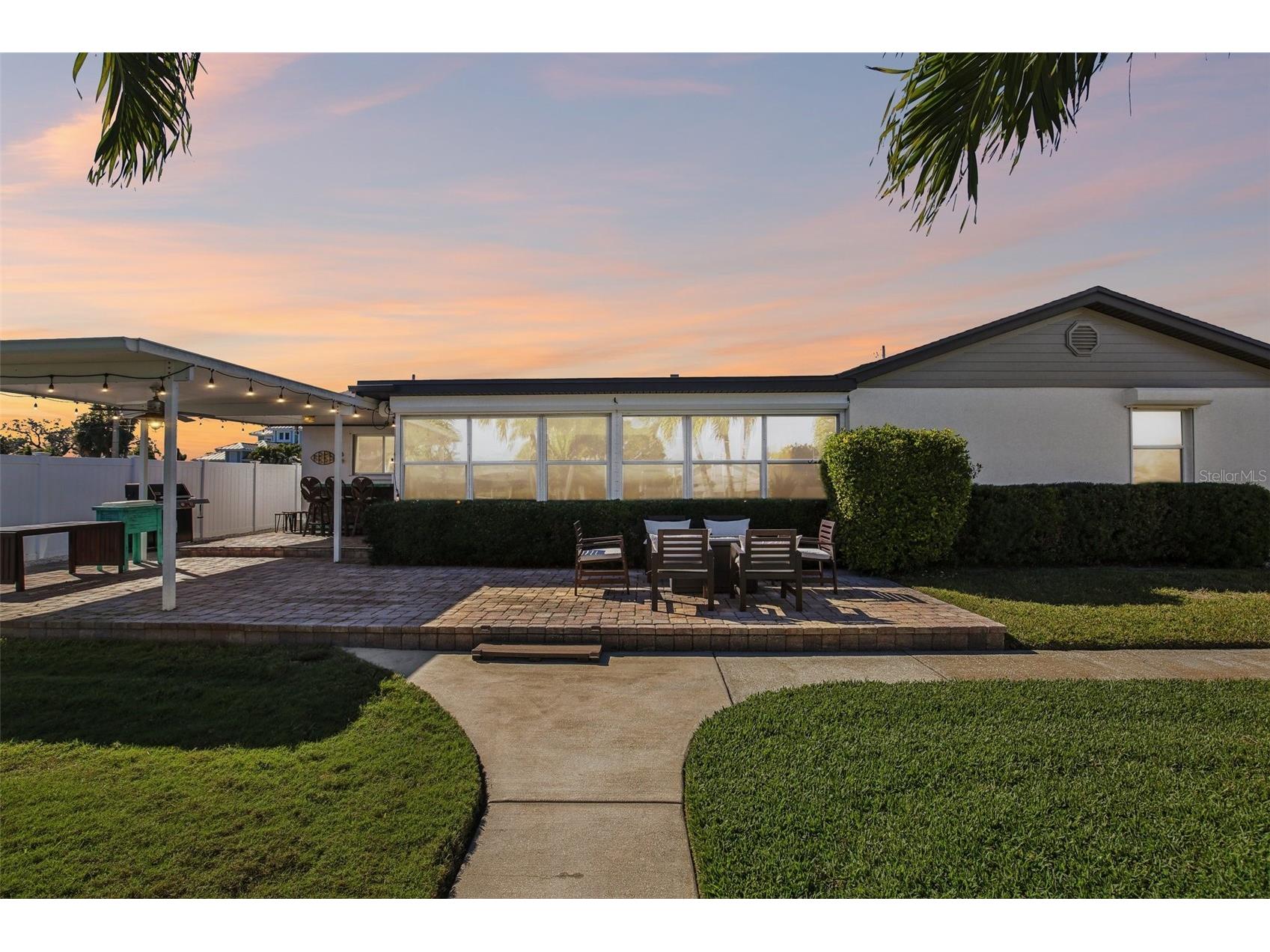 3963 14th Street NE Saint Petersburg FL 33703 - TAMPA BAY TB8472201 image2