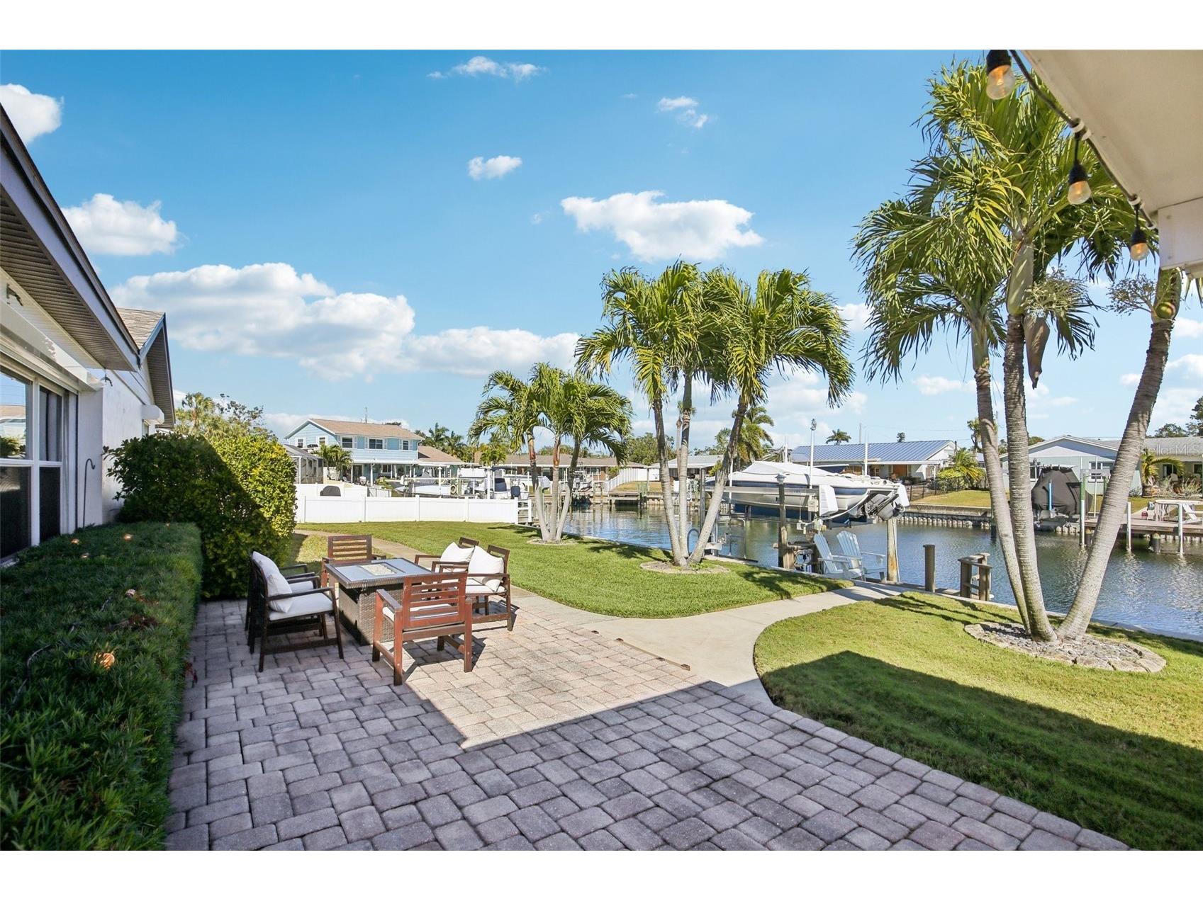 3963 14th Street NE Saint Petersburg FL 33703 - TAMPA BAY TB8472201 image32