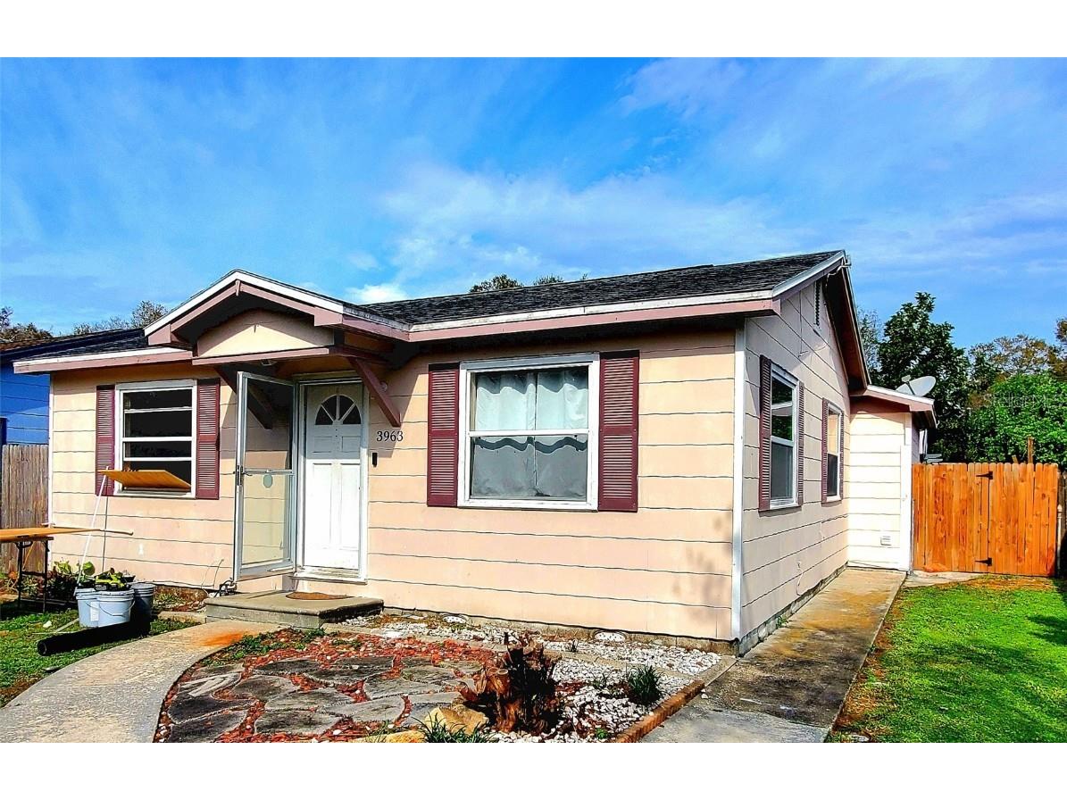 3963 52nd Avenue N Saint Petersburg FL 33714 U8188704 image1