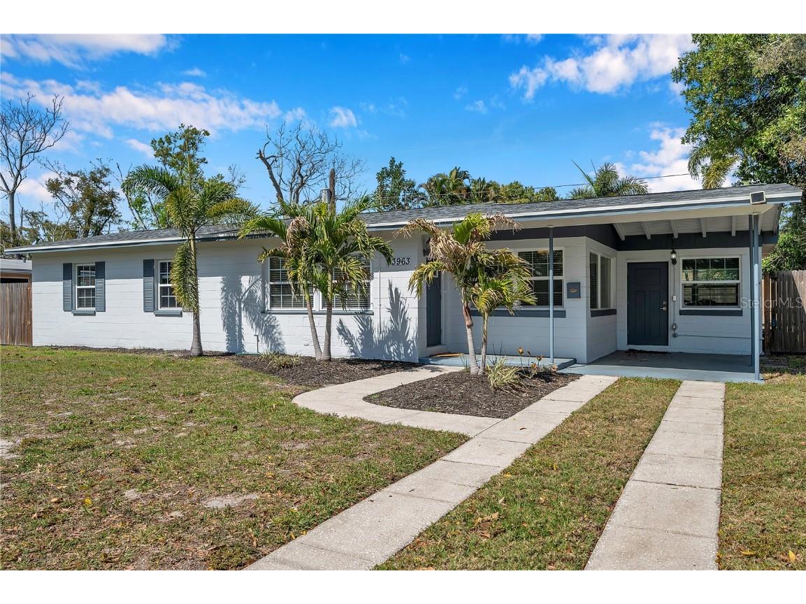 3963 Neptune Drive SE Saint Petersburg FL 33705 U8243842 image1