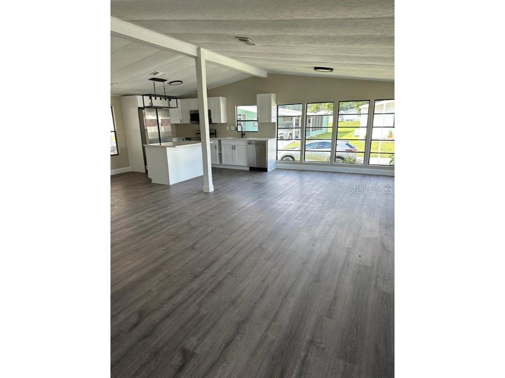 39638 Sunvalley Drive Zephyrhills FL 33542 TB8341473 image5