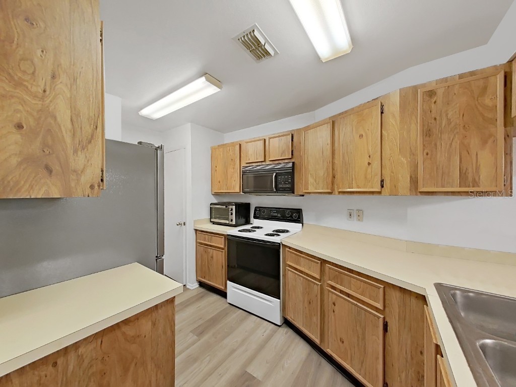 3964 Dream Oak Place #203 Tampa FL 33613 TB8403518 image29