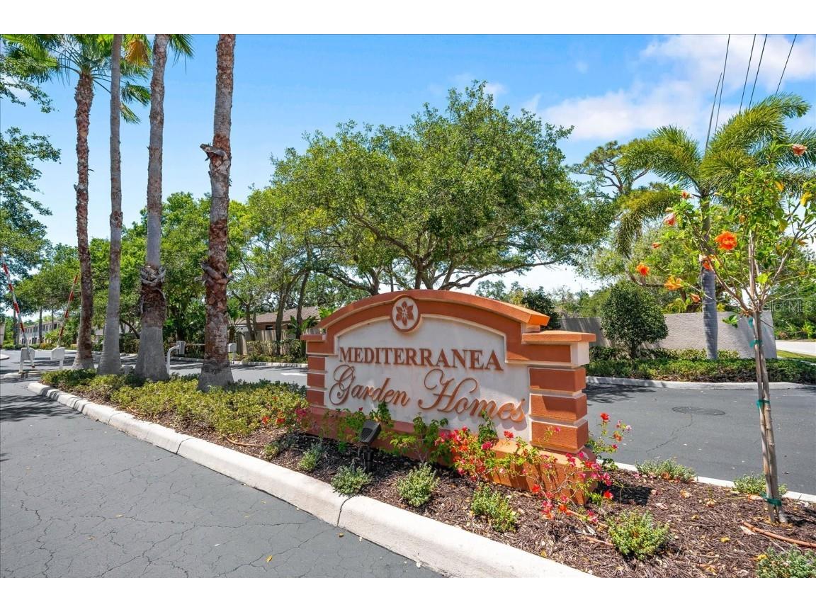 3964 Mediterranea Circle #422 Sarasota FL 34233 A4567913 image1