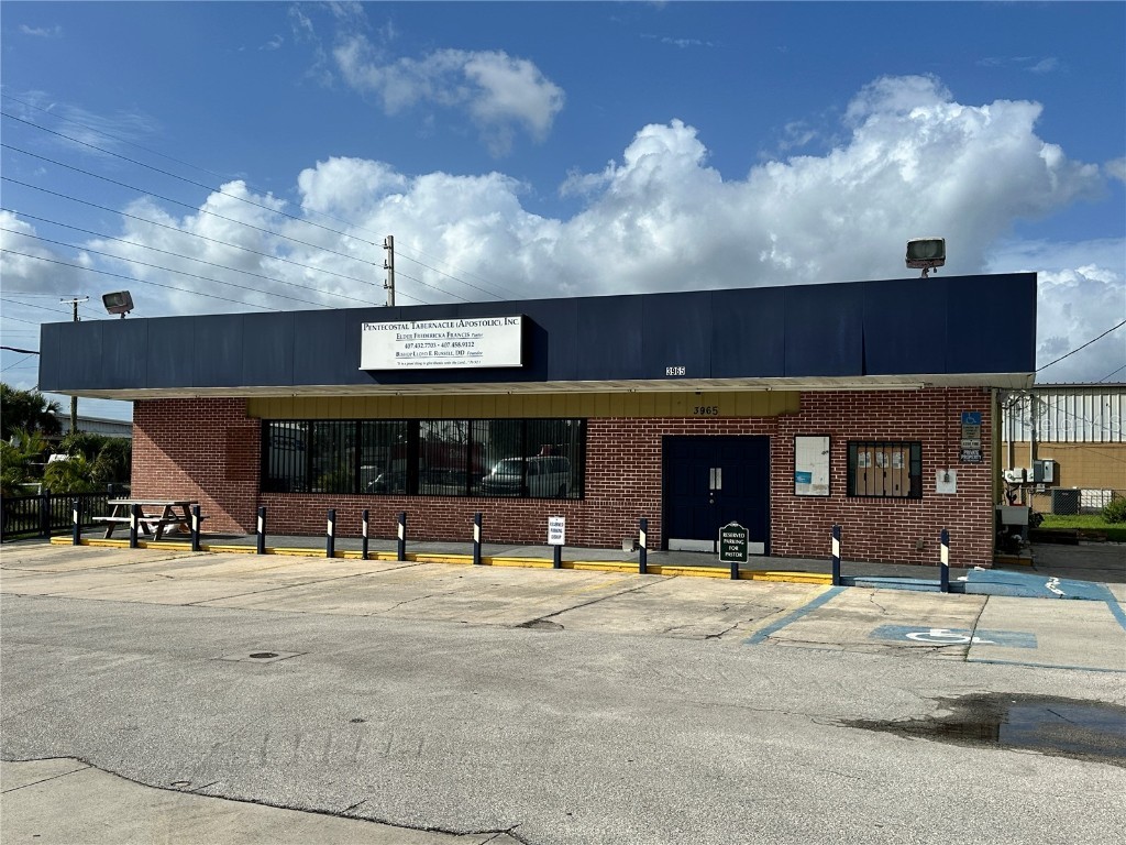 3965 Silver Star Road E Orlando FL 32808 O6349225 image1