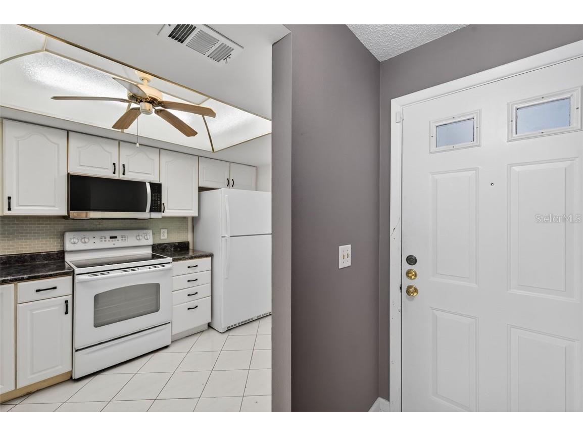 39650 Us Highway 19 N #584 Tarpon Springs FL 34689 TB8414706 image13