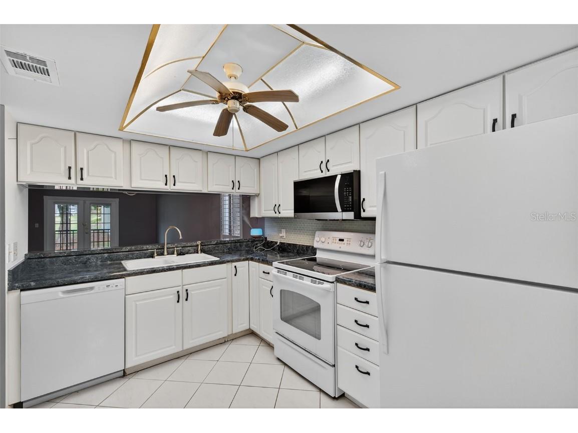 39650 Us Highway 19 N #584 Tarpon Springs FL 34689 TB8414706 image14