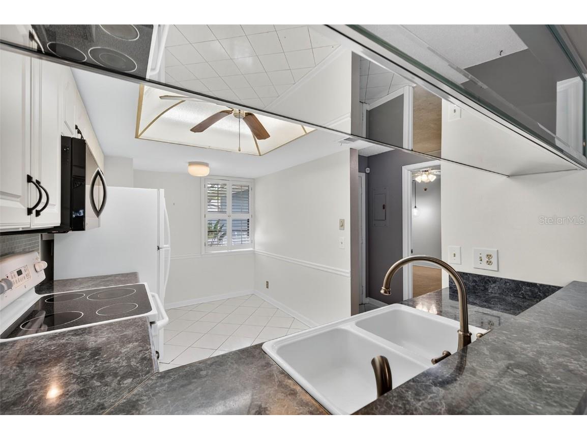 39650 Us Highway 19 N #584 Tarpon Springs FL 34689 TB8414706 image16