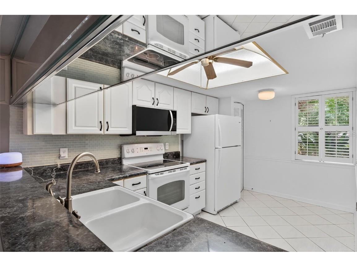 39650 Us Highway 19 N #584 Tarpon Springs FL 34689 TB8414706 image20