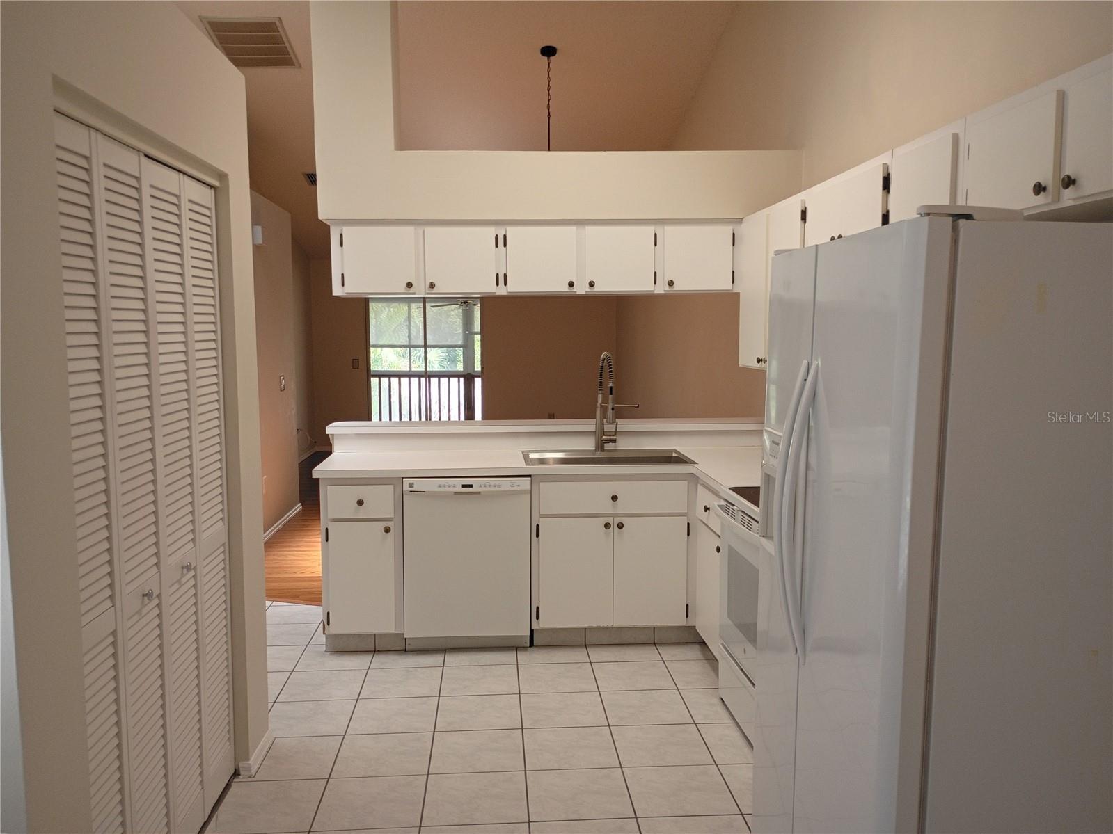 39650 Us Highway 19 N #631 Tarpon Springs FL 34689 TB8487497 image13