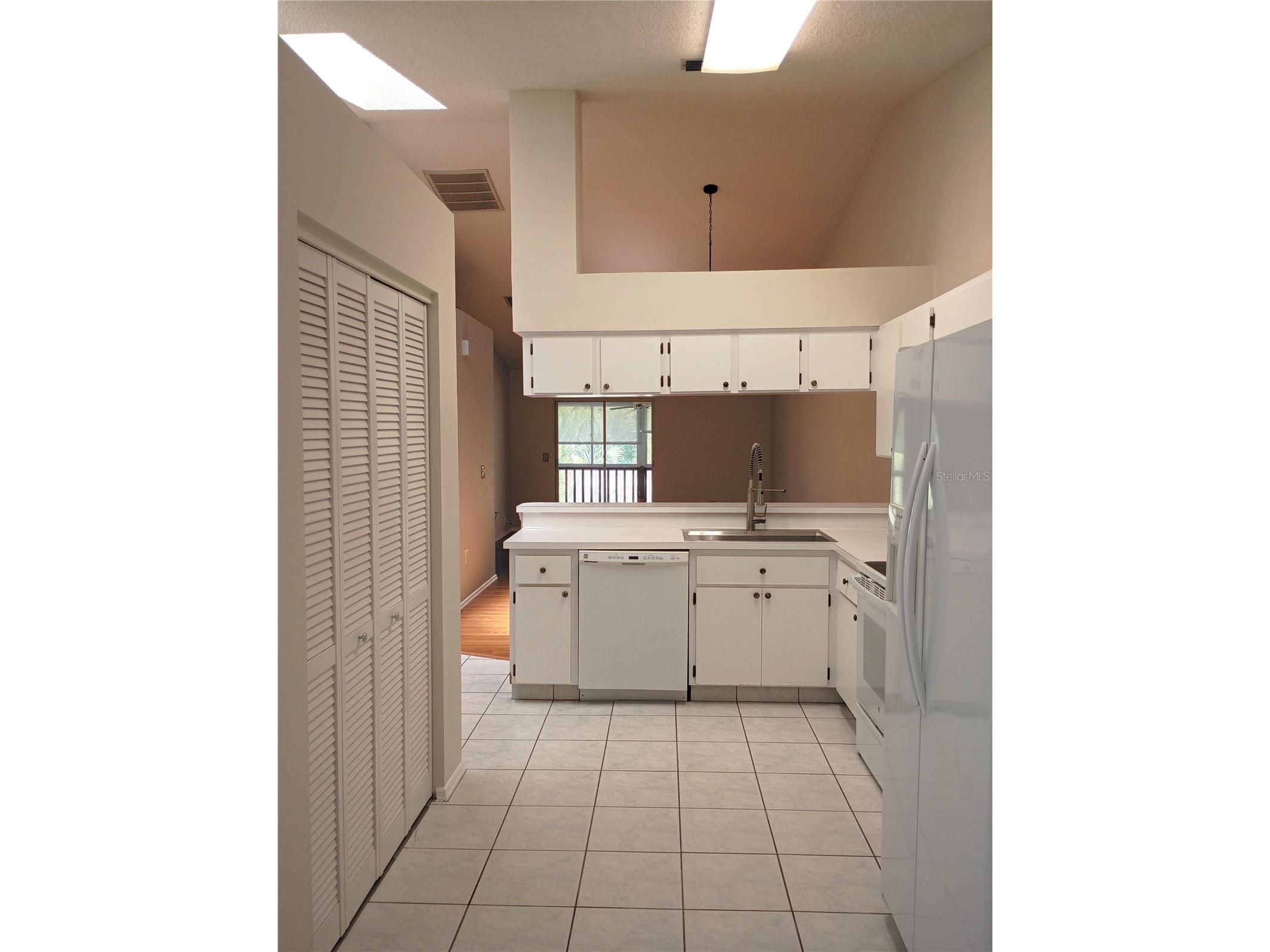 39650 Us Highway 19 N #631 Tarpon Springs FL 34689 TB8487497 image14