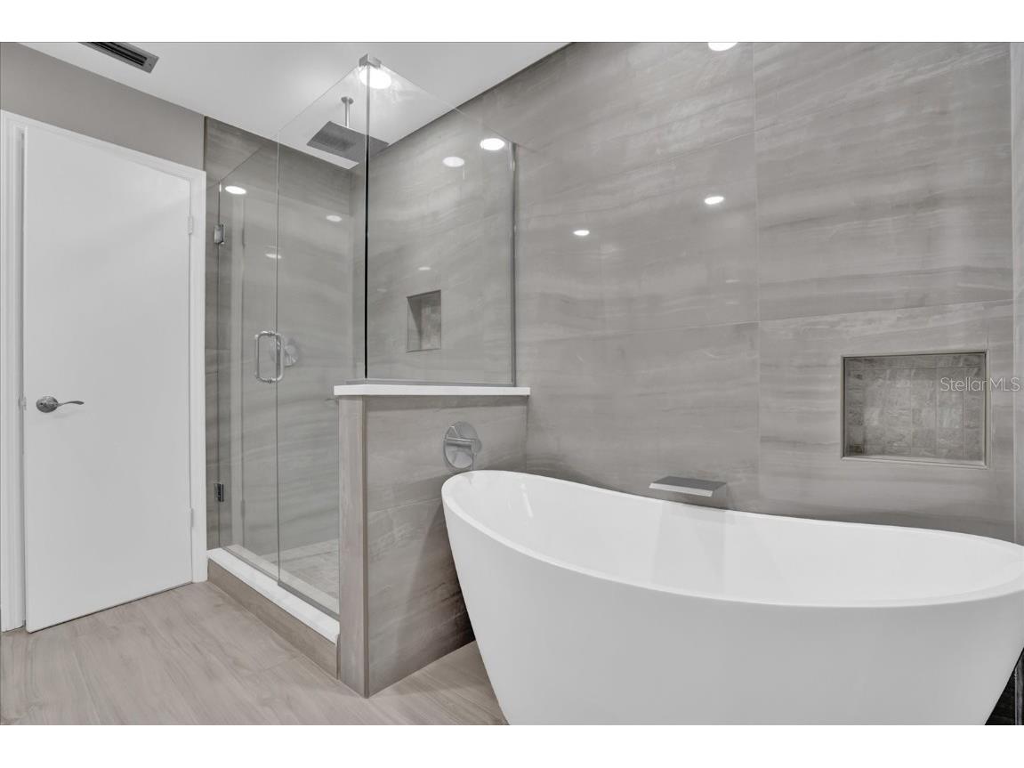 3966 Lake Mira Drive Orlando FL 32817 O6265478 image13