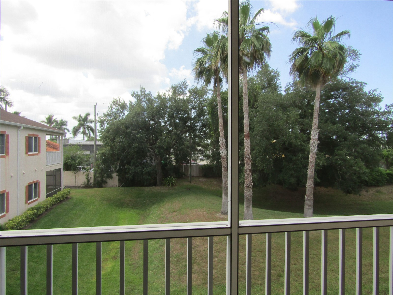 3966 Mediterranea Circle #421 Sarasota FL 34233 A4693807 image6