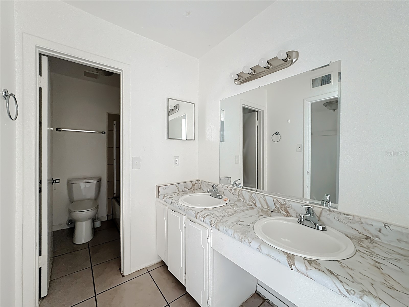 3968 Crayrich Circle #C3 Orlando FL 32839 O6386859 image26
