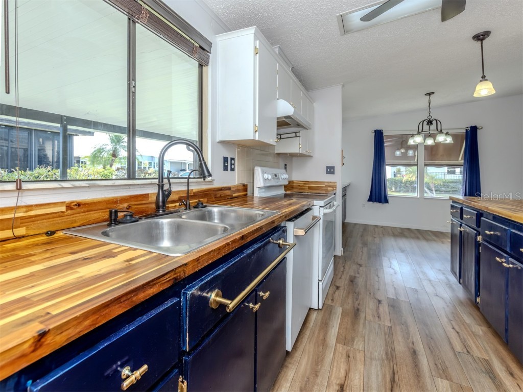 397 Catamaran Court North Port FL 34287 N6141772 image12