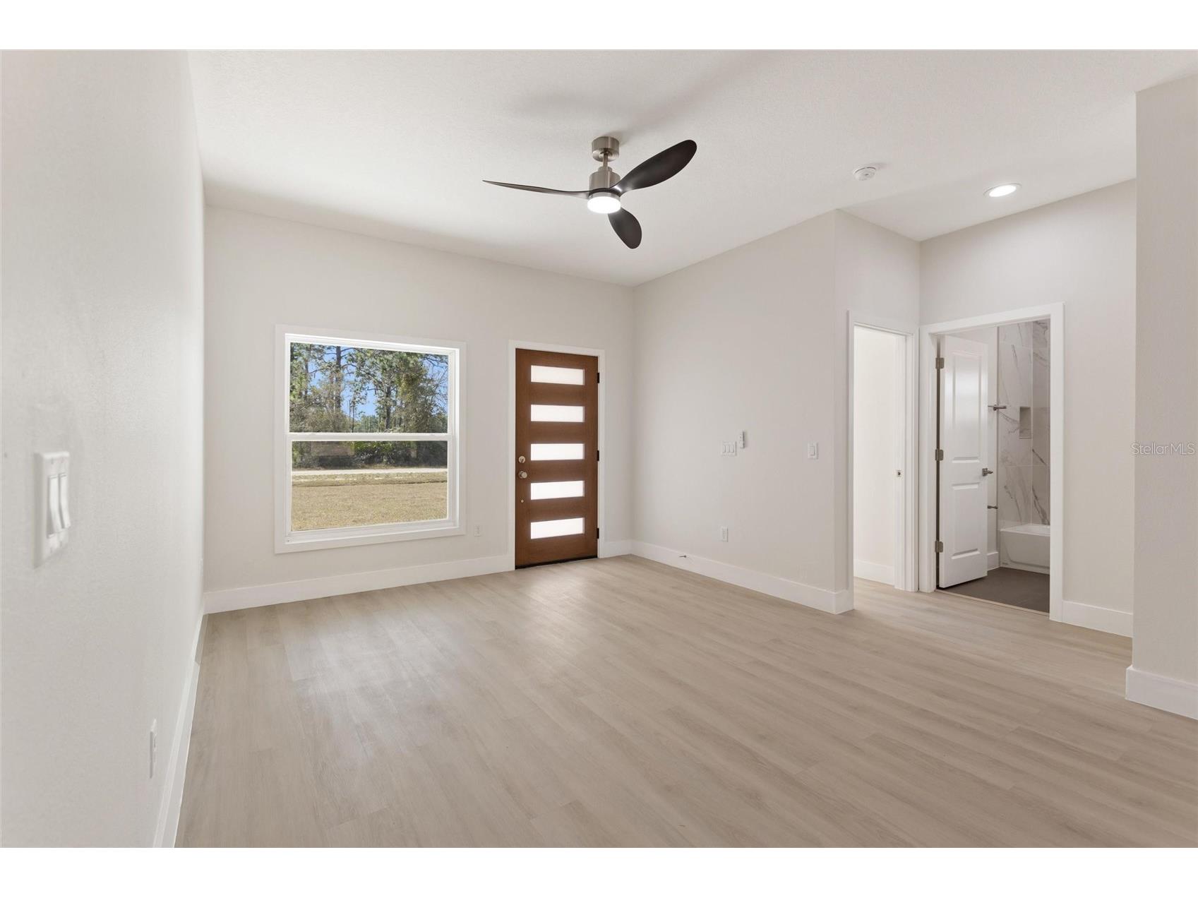 3970 Laguna Drive Indian Lake Estates FL 33855 - LAKE WALK IN WATER P4938052 image2