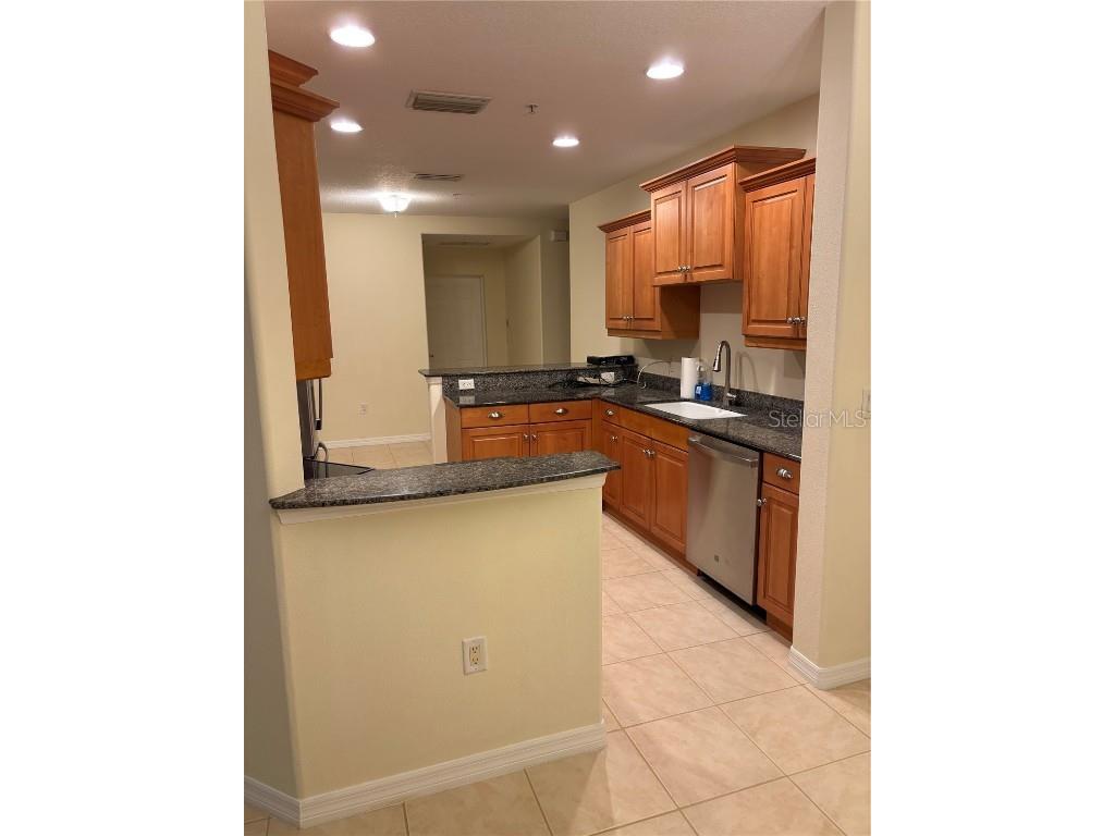 3971 Square East Lane #8 Sarasota FL 34238 A4675572 image5