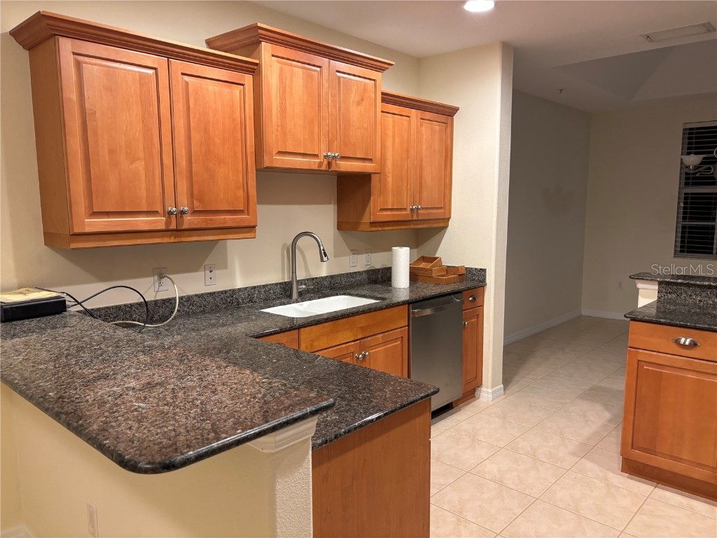 3971 Square East Lane #8 Sarasota FL 34238 A4675572 image9