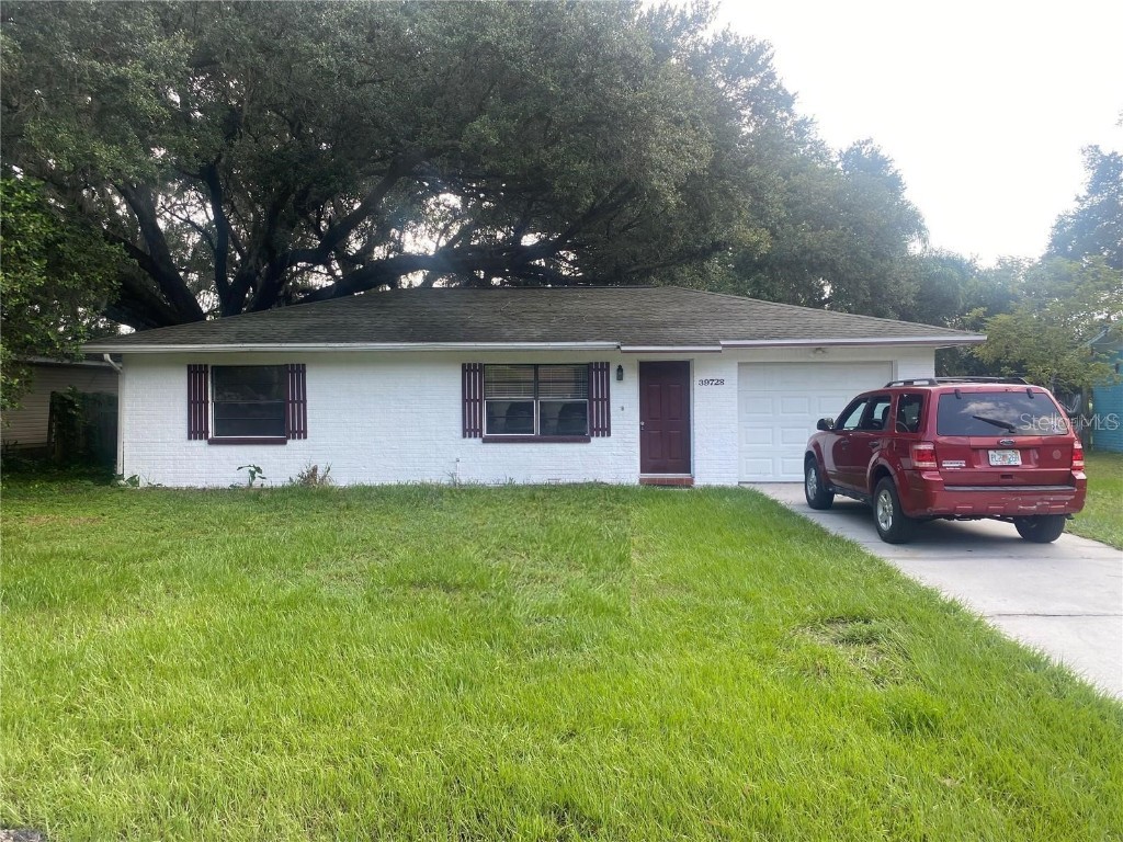 39728 Meadowood Loop Zephyrhills FL 33542 T3468249 image1