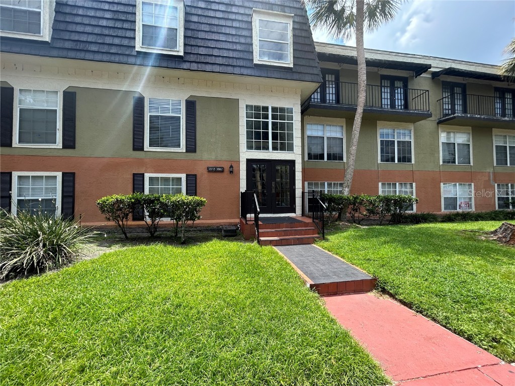 3974 Versailles Drive #3974C Orlando FL 32808 O6132093 image1