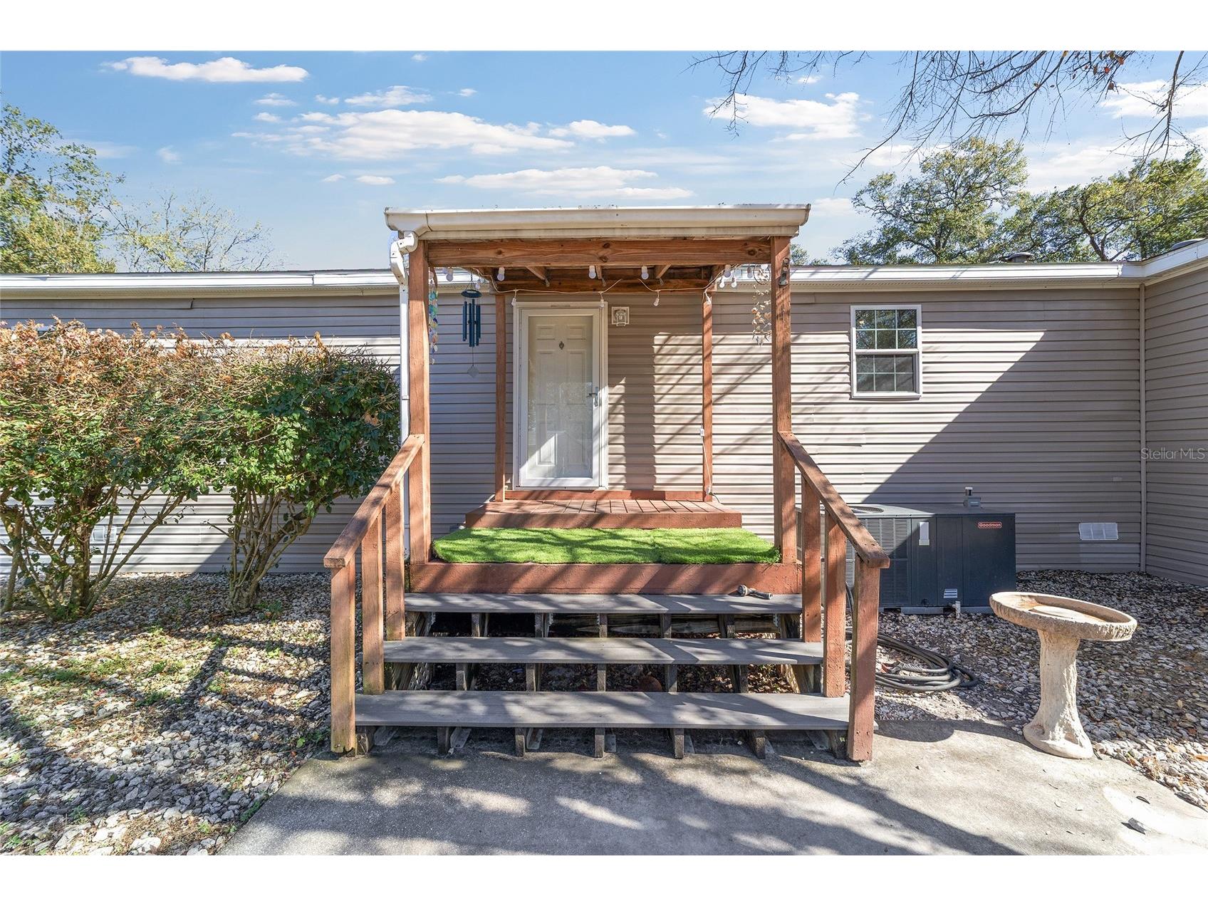 39742 Carolina Avenue Lady Lake FL 32159 - Lake Alice OM717442 image1