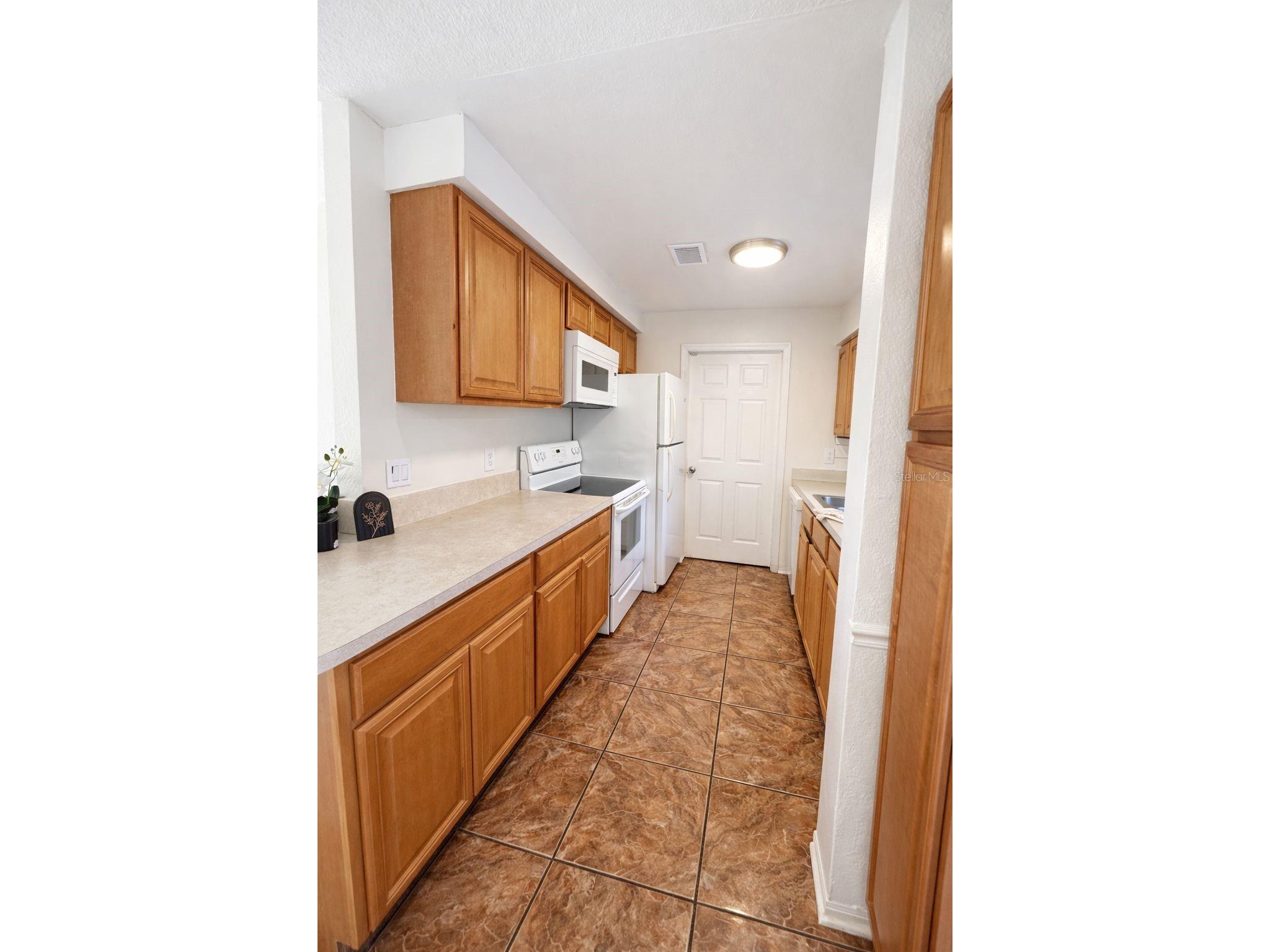 3975 Porpoise Drive SE Saint Petersburg FL 33705 TB8486312 image4