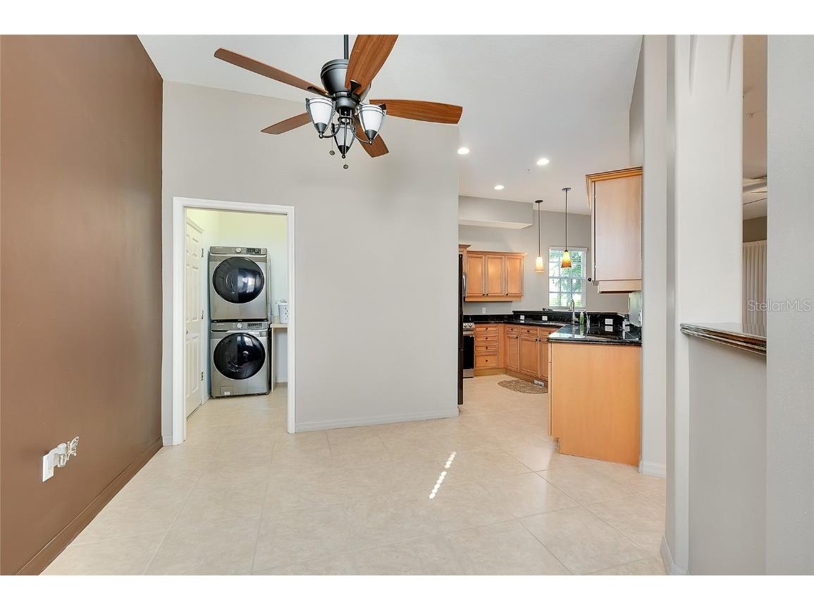 3975 Square East Lane #9 Sarasota FL 34238 A4669269 image16