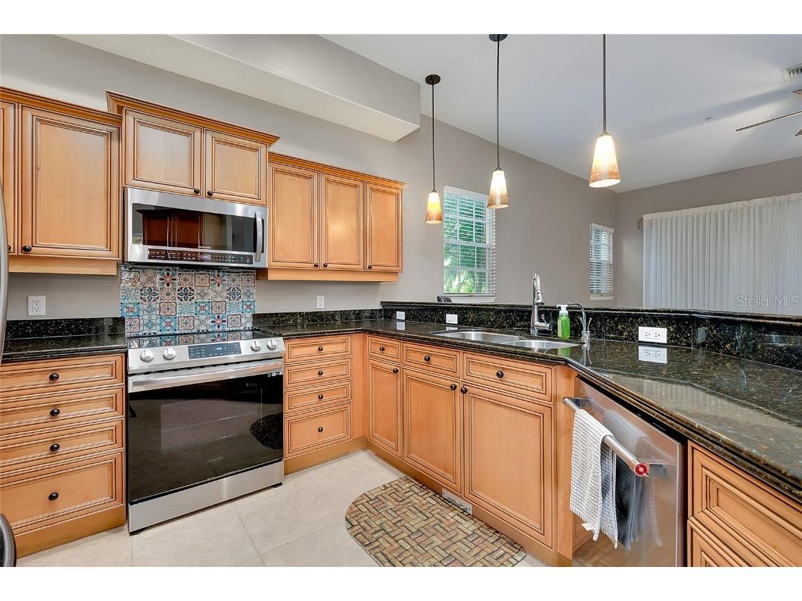 3975 Square East Lane #9 Sarasota FL 34238 A4669269 image17