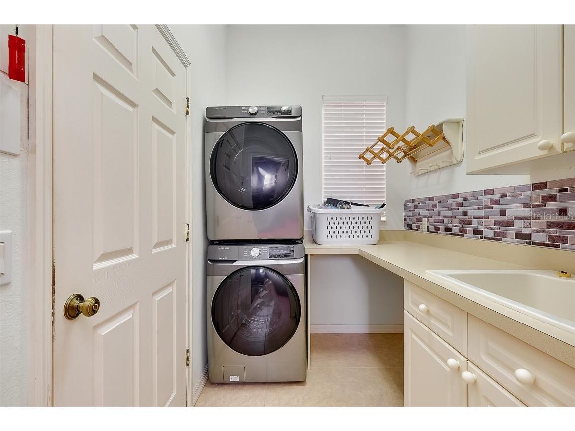 3975 Square East Lane #9 Sarasota FL 34238 A4669269 image22