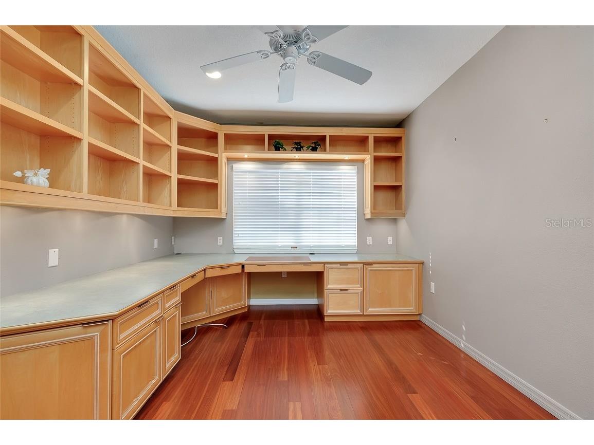 3975 Square East Lane #9 Sarasota FL 34238 A4669269 image39