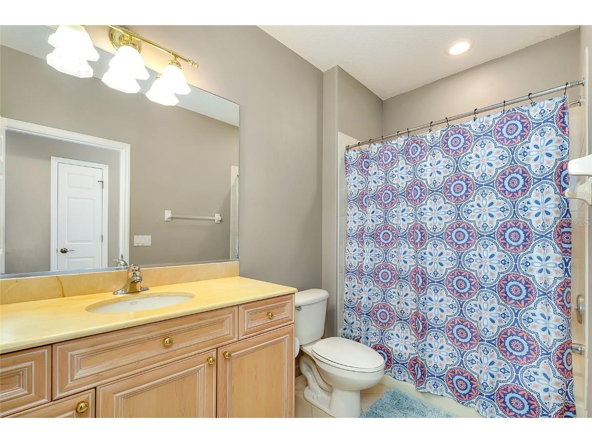 3975 Square East Lane #9 Sarasota FL 34238 A4669269 image42