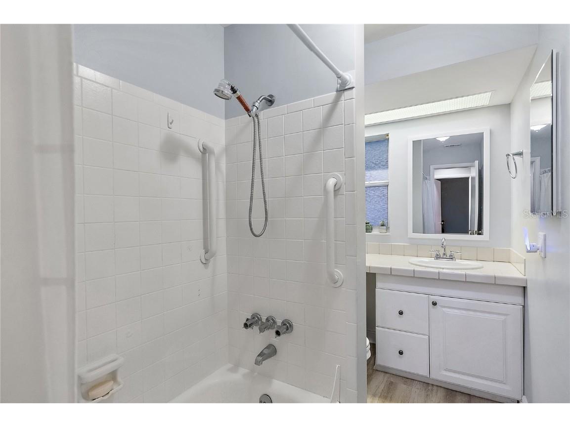 3978 43rd Avenue N Saint Petersburg FL 33714 TB8451443 image14