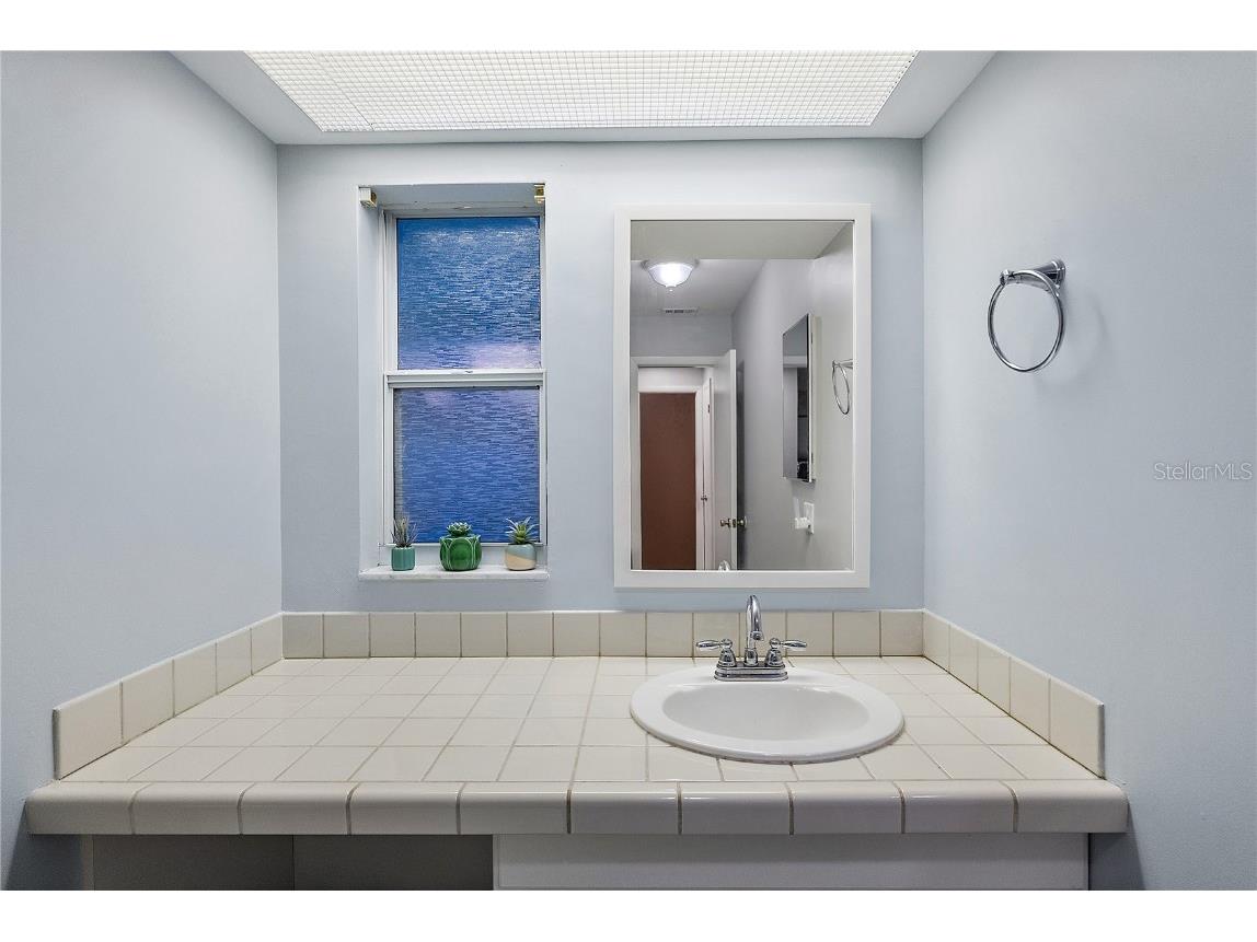 3978 43rd Avenue N Saint Petersburg FL 33714 TB8451443 image15