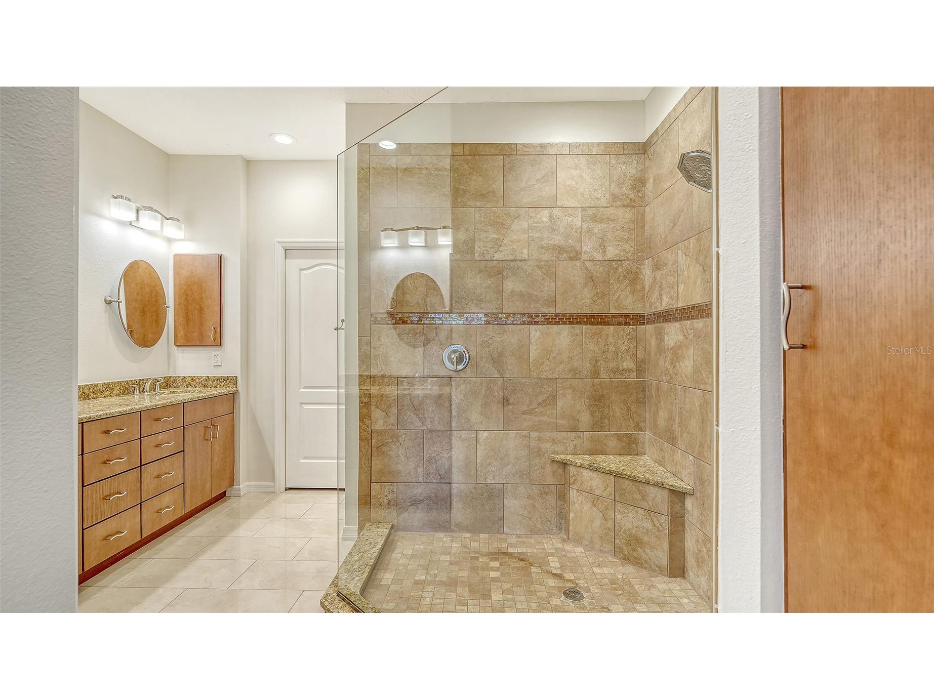 3978 Chatsworth Greene #35 Sarasota FL 34235 A4694418 image12